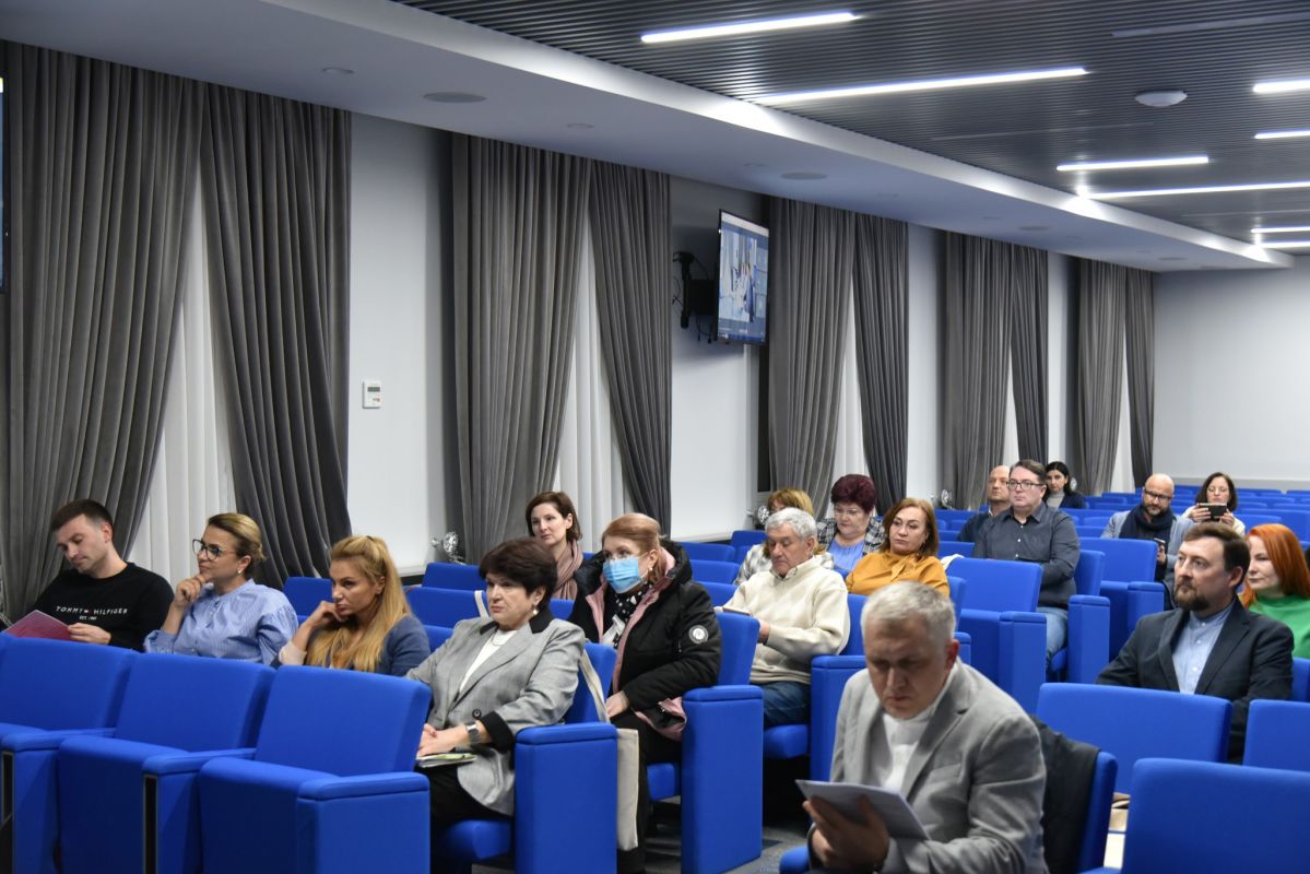 Catedra de farmacie socială „Vasile Procopișin”